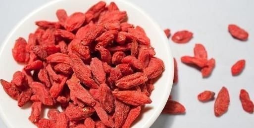 健康|10人泡枸杞,8人白糟蹋!3个“陷阱”劝你早知,难怪感觉效果平平