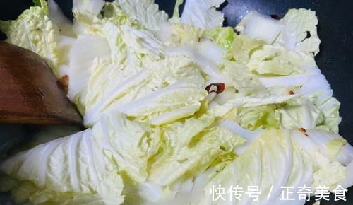 娃娃菜|常吃这道菜，刮油又去火，成本不到5块钱，适合上班族吃