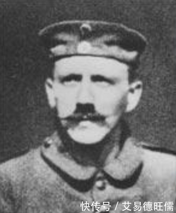 身为|身为德国元首的希特勒,竟只有下士军衔,为何他不用权力提一提?