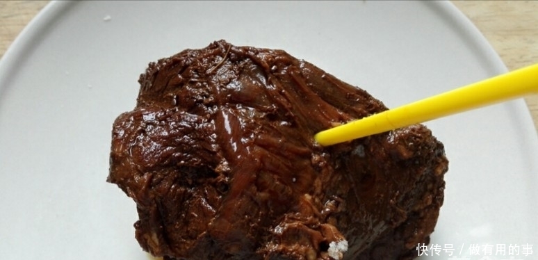 卤牛肉“最忌讳”这两种调料,加了等同于毁牛肉,很多人都不懂