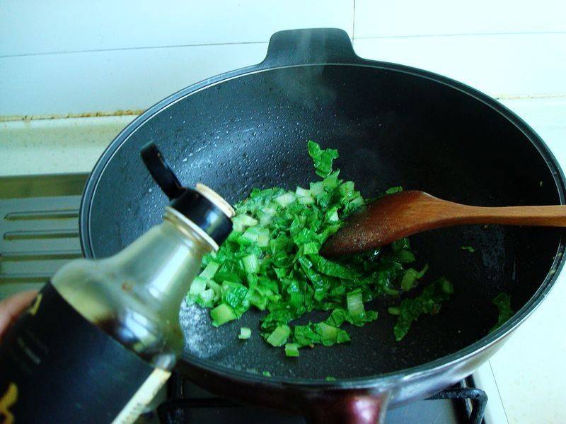 粗粮|想养胃就多吃它，金黄酥软，一锅炒出来，一家老小都能吃