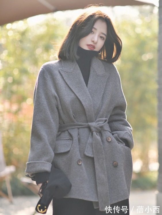 搭配|不管年纪如何,新年都得备上这些时髦的长款大衣,让你气场倍增!