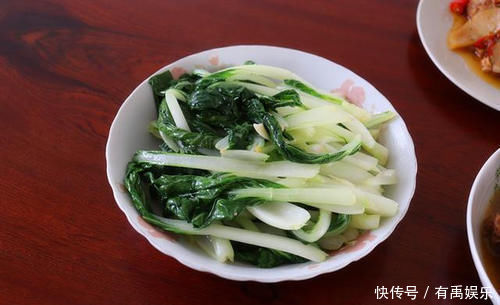 辣椒|我家的晚餐,三菜一汤不足一小时就做好,网友,辣椒焖一焖