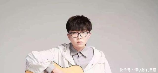 著名|这位著名男星被官方提拔为女团导师,他经常花很多钱租别墅