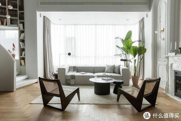 夫妻|成都夫妻家中的高级场面：凭一个楼梯就圈粉无数，职住一体太爽了