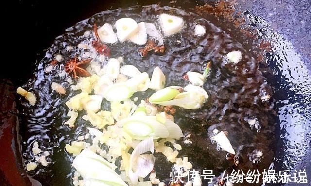 正确做法|炖鸡时,有人焯水,有人直接炖,都不对,教你最正确做法,香掉牙