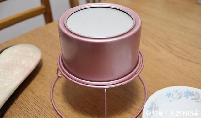 不用烤箱不用电饭煲,随便一口锅,蛋糕蒸出来,无油少糖不上火