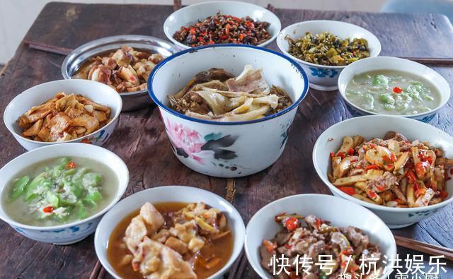 农家菜|舅舅一家来做客，妈妈做了8个农家菜招待，网友真富有