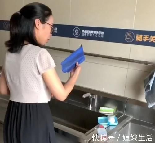 上课#美术老师真不容易被学生画的假毛巾骗了,最后连画板都是假的