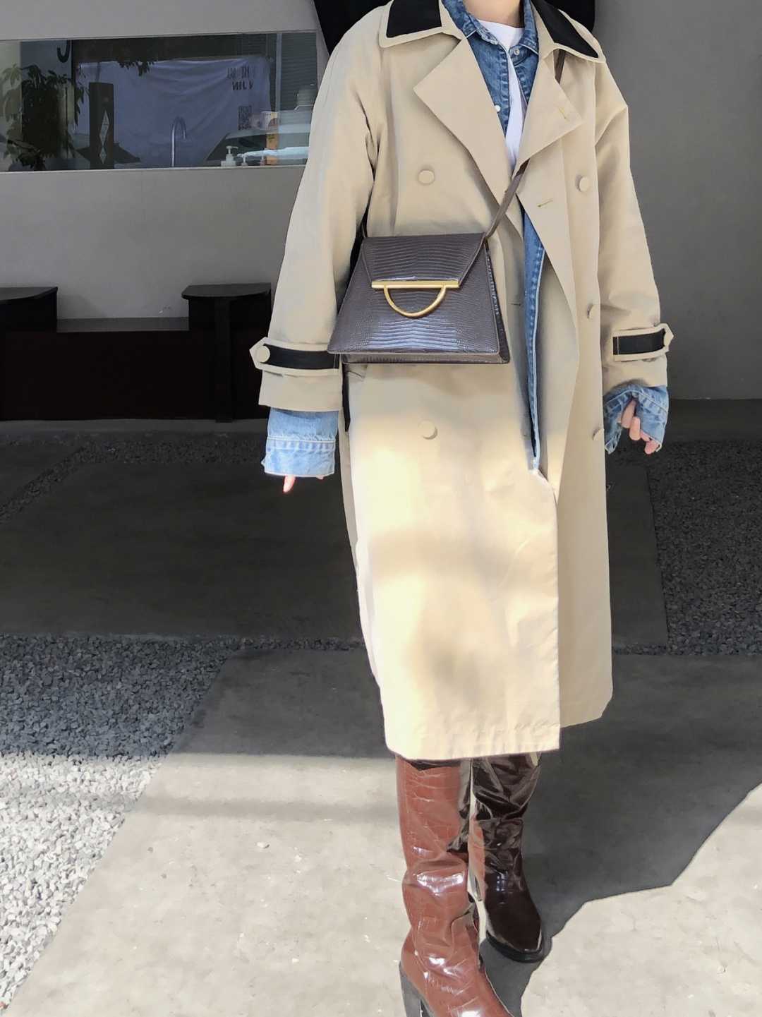 紧身裤 今年火了一种穿法叫“风衣+高筒靴”,喜欢气质类风格的,别错过