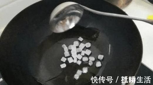 汁儿|炒糖色时,第一步放冰糖就错了!再加一步,糖色透亮有光泽还不苦
