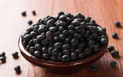 黑豆|想长寿先排毒，多吃三种食物，排毒养颜，呵护肌肤，早吃早好！