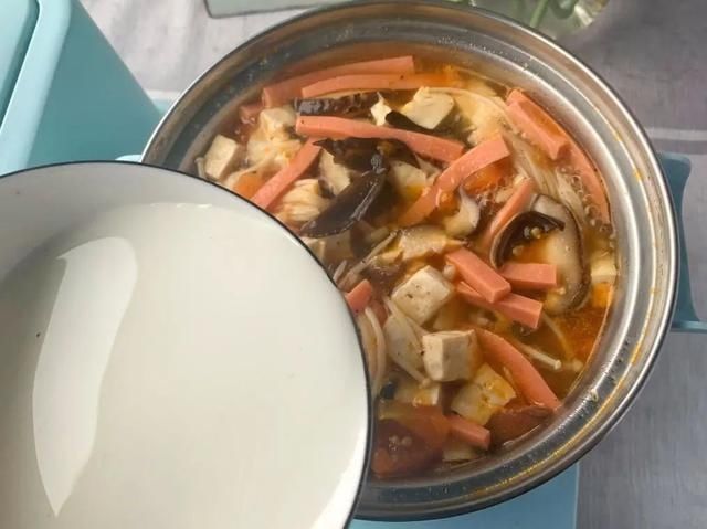 10分钟就搞定的低脂酸辣汤,好喝又开胃