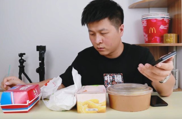 侵权请联系删除|网友点外卖送错餐，德克士这样处理问题，这结果你们满意吗