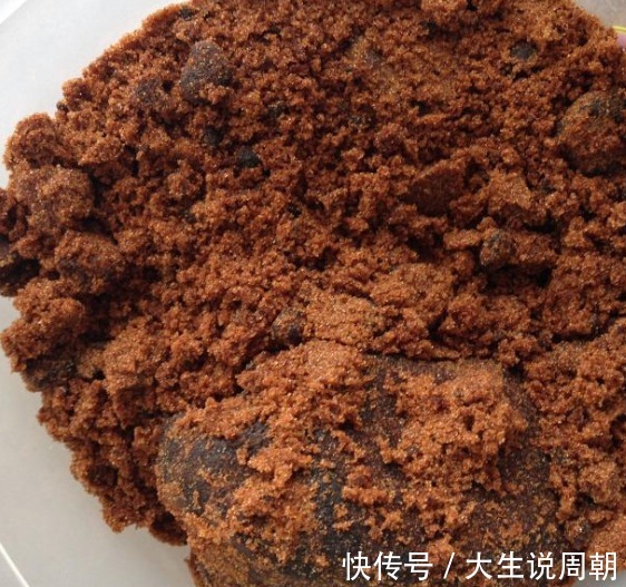 毒素|女性月经量少,还痛经,不妨常吃3种食物,活血调经,排子宫毒素