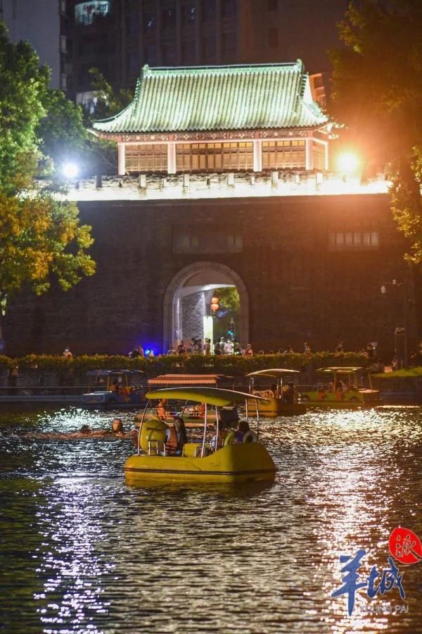 宋金峪&看，广州街坊花样过中秋！