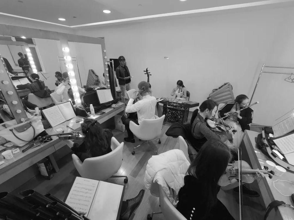  亮相|精彩亮相，非音未来艺术团奏响中东欧国家合作新春晚会