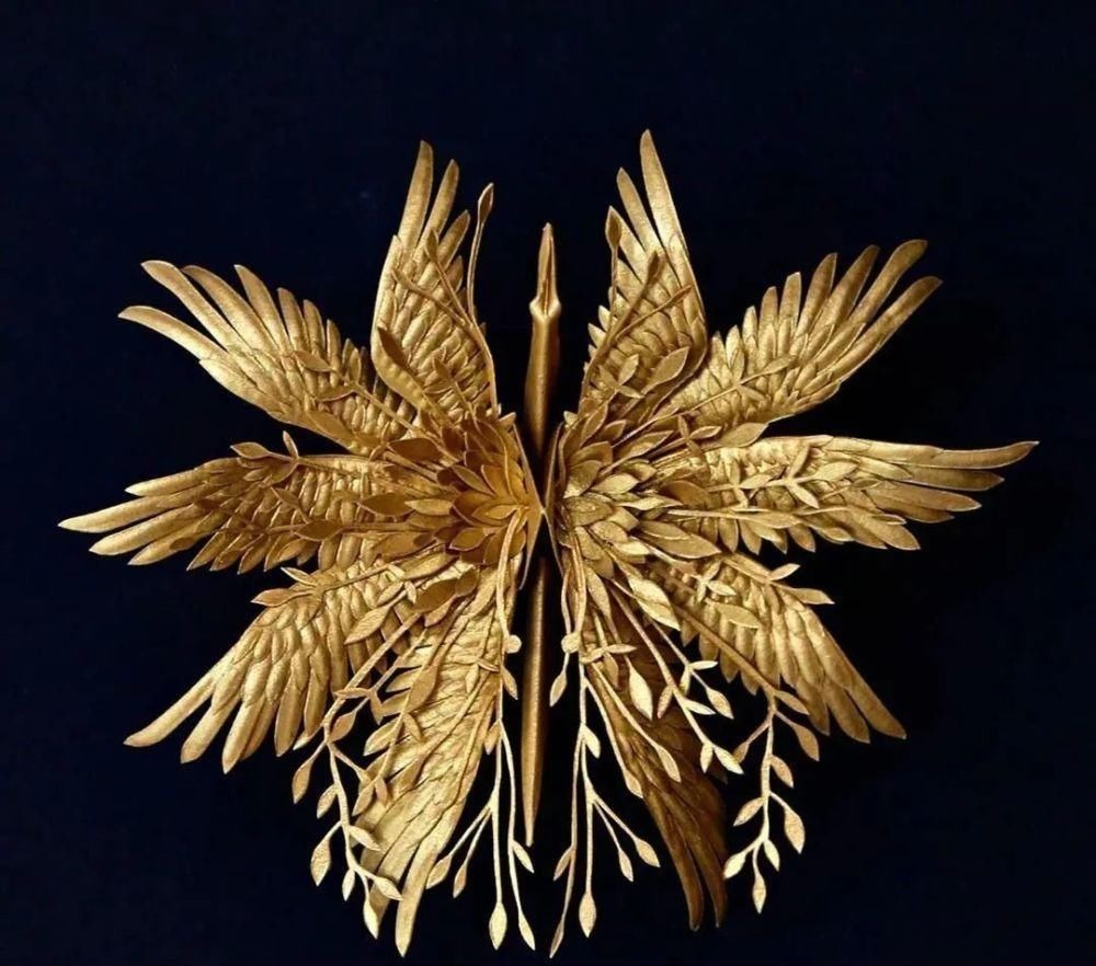 灵感$抑郁小哥把一只2毛钱的千纸鹤折成了我买不起的样子,不但病好了还年入百万