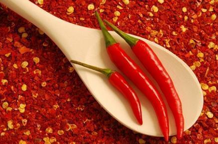 高血压|高血压不想“脑出血”,这几种东西最好少碰,多吃一口当心血压“狂升”