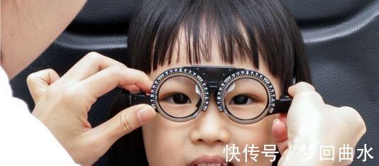 视力|“妈妈,我想看电视”,三位妈妈的不同回应,影响孩子的人生走向