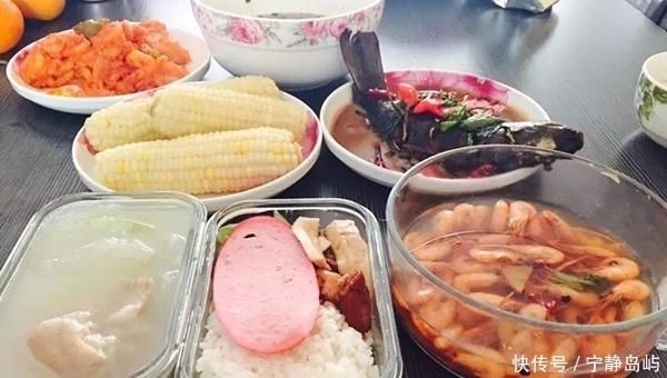 肠胃消化|为什么总是说吃饭吃到七分饱,就行了?吃太饱有什么影响吗?