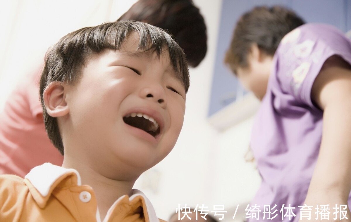 出家门|教育男孩,再生气也有两大底线不能碰,否则再好的娃都易养“废”