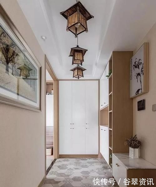 铺设|玄关,别再通铺瓷砖了,当下年轻人都喜欢这样装,也太好看了吧