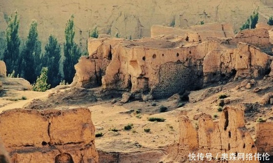 八字|沙漠深处发现古墓,出土八字逆天文物,考古专家大呼:天意啊