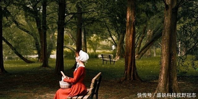 通过《窄门》与《家》,看穿悲剧宿命,方知拯救女性唯有自我觉醒