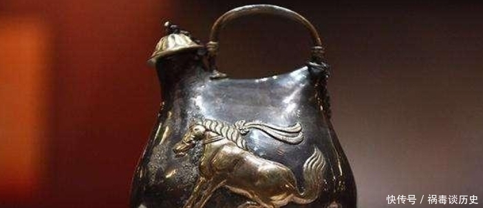 挖出|工地中挖出大量黄金珠宝遭哄抢,其中有国家一级文物