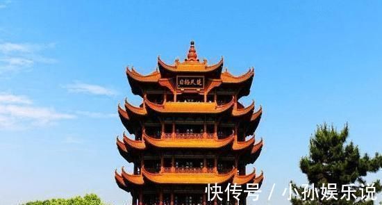 仕途|为什么这首诗被后人誉为“七律之首”?连李白读了都不敢下笔提诗