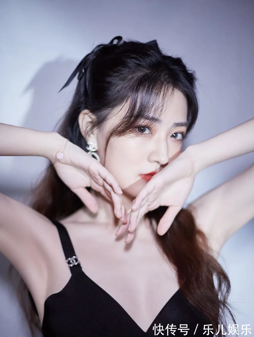 胶原蛋白 看了她们的饱满小脸,谁还敢说紧致护肤是玄学