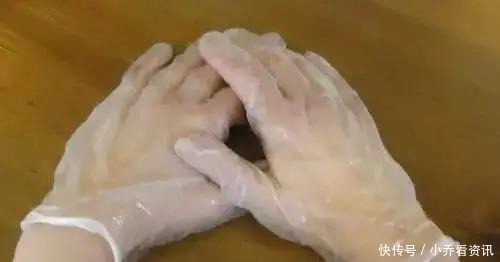 冬天手、耳朵、脚、腿又干又粗糙只需3步,让你皮肤又白又嫩