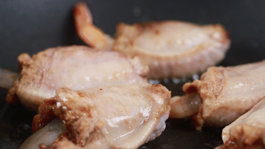 有鸡有肉还有虾