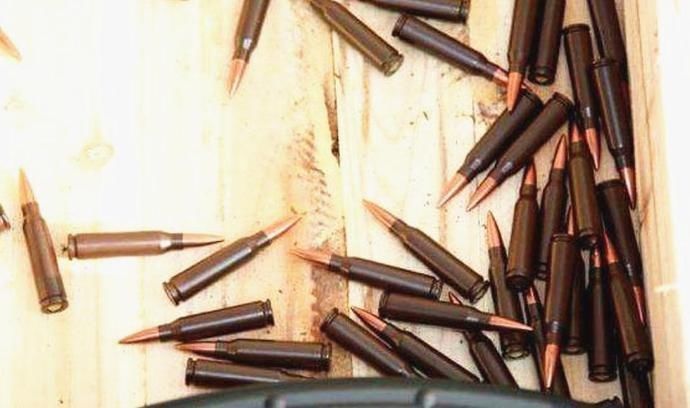 古代战争给兵器涂毒,为什么现代不给子弹