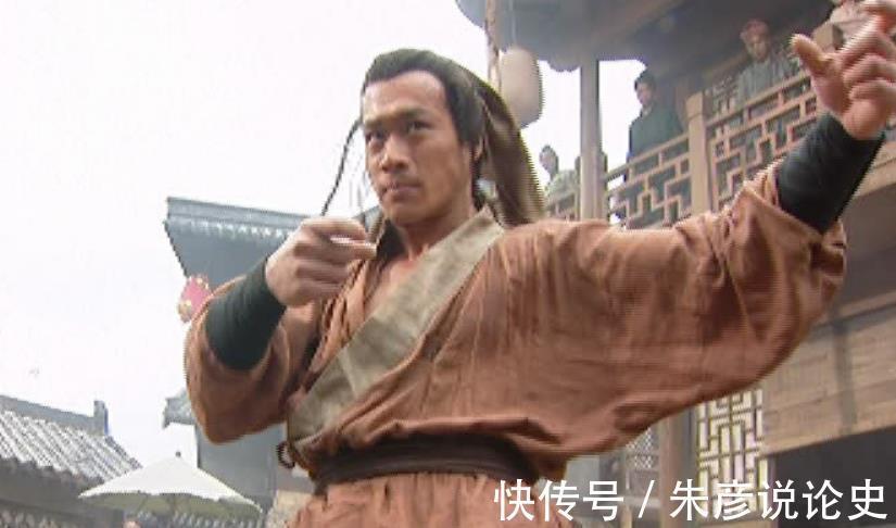 卢俊义|水浒传中，能同时击败林冲、武松的有几位？用事实说话，仅有一位
