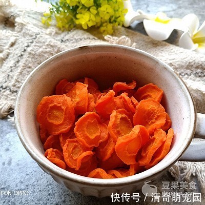 烤箱|#带着零食去旅行!#胡萝卜干(烤箱版)