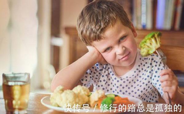 生冷食物|孩子积食不长个,宝妈做了两方面调整,娃一年内长高了二十五厘米