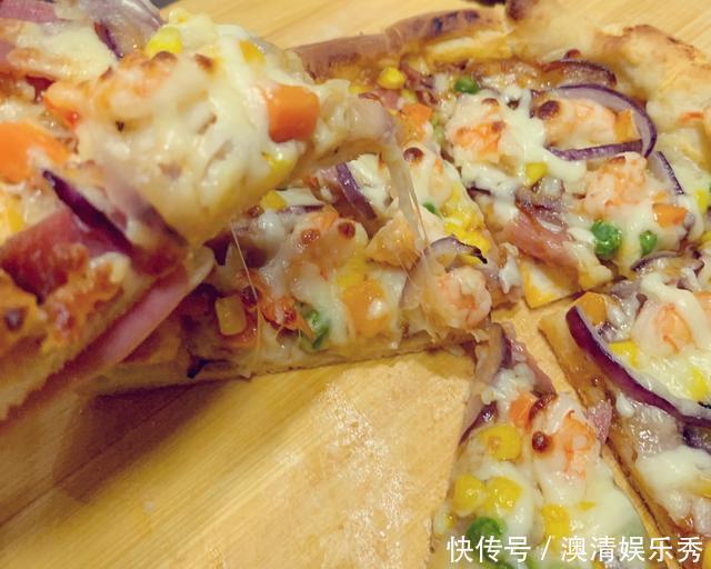 芝士碎|教你几款披萨的做法,香浓拉丝,看一遍就能学会,太赞啦