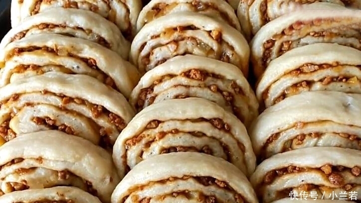 入秋后我家常吃这种面食,咸香松软,营养好吃,我家2天做一锅