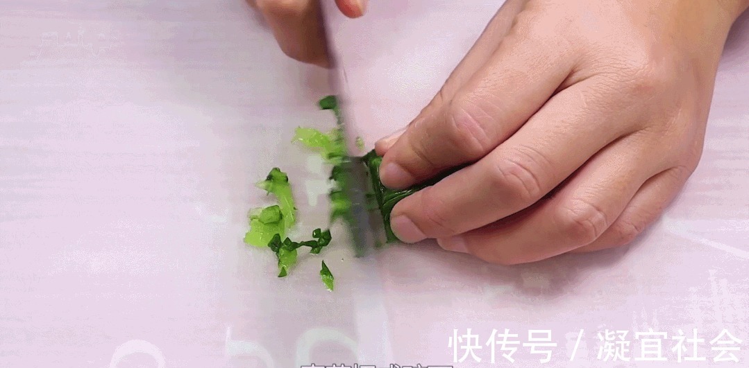 偏食|别做蒸蛋给宝宝吃了!跟我做,孩子更爱吃,软糯好消化,辅食首选