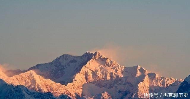 海拔|14座8000米高峰，仅一座完全位于中国，尼泊尔独享3座，景色壮丽