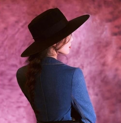 小可爱们 皮肤好的女生,晚上护肤都会做这几件事,难怪皮肤白皙有光泽