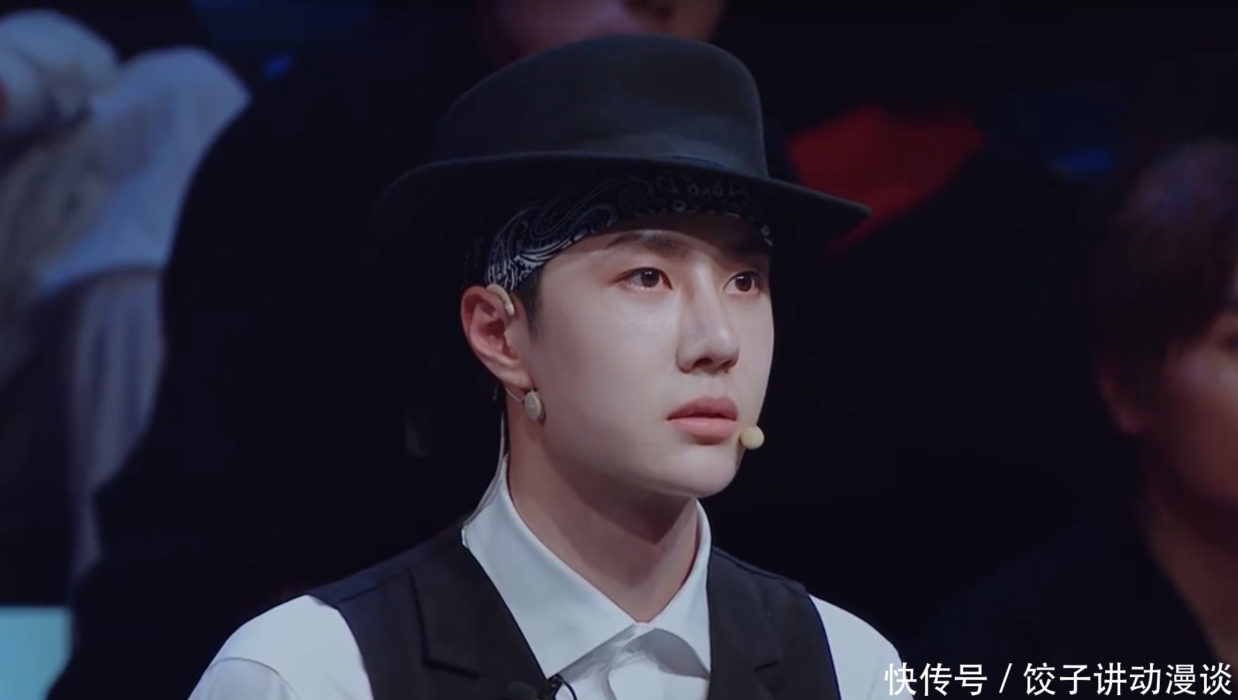 姐,你为什么那么喜欢王一博?看到他的努力,你想不想跑起来