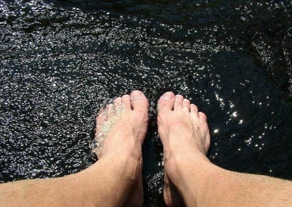 间歇性|“血管堵，脚先知”，若脚上没有4种情况，说明血管依旧“年轻”