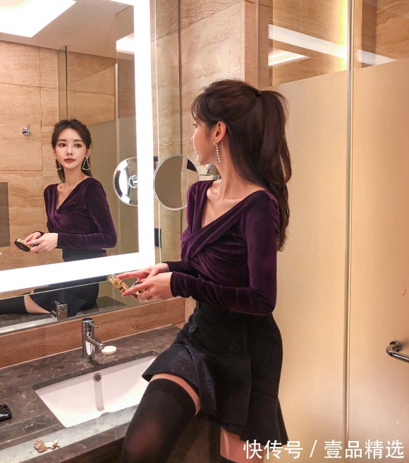 洋裙|女神孙允珠高清时尚搭配:葡萄汁露斜衩娇可俏美小洋裙