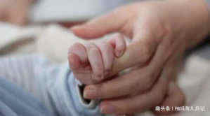 医生|“丑宝宝”被全家人嫌弃,医生却说孩子颜值很高,一个月后奇迹了