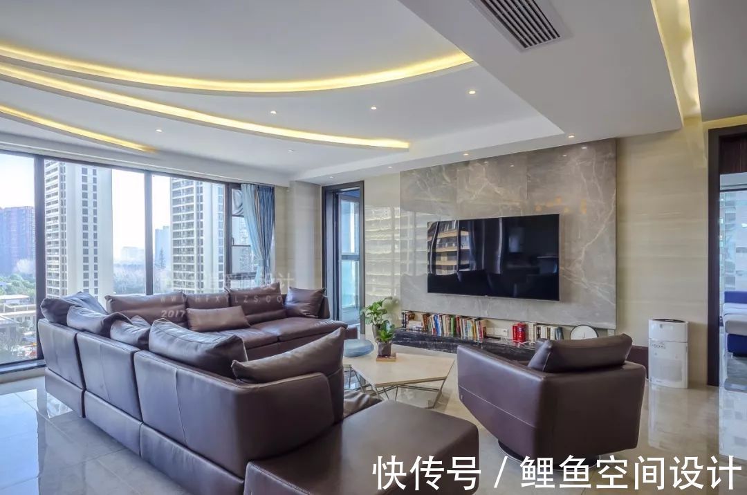 电视|用石材装电视墙,原始粗犷的质感,自然而又高档