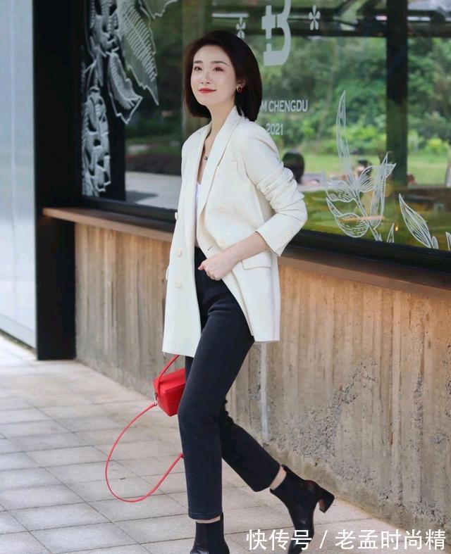 视觉效果 谁说穿西装没有时尚感?只要懂得穿搭技巧,就可以颠覆之前的认知