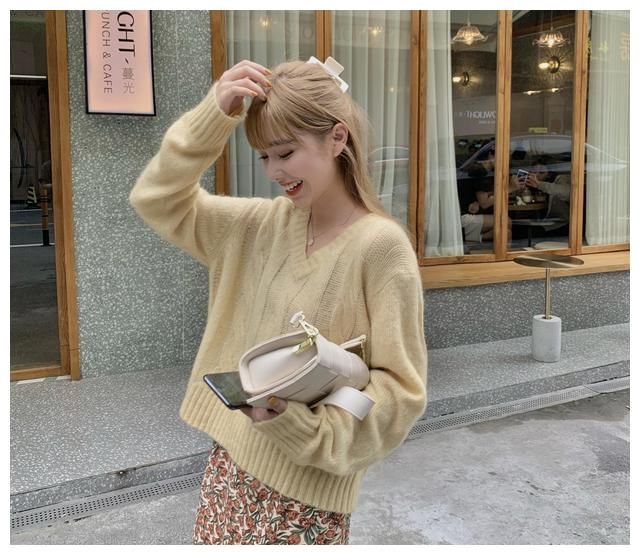 毛衣如何穿出韩系范？这3种搭配指南，教你把普通单品穿得时尚！